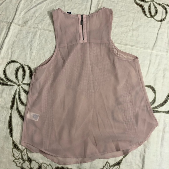 🔥American Eagle Sheer Sequin sleeveless top - Picture 2 of 4